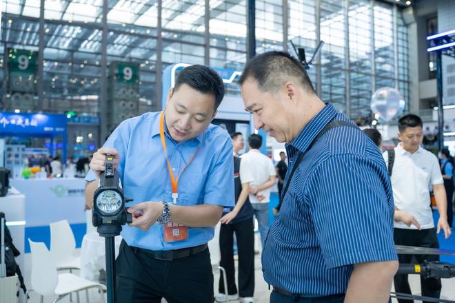 “低空+应急”深圳应急展南山“低空黑科技”守护城市安全(图6)