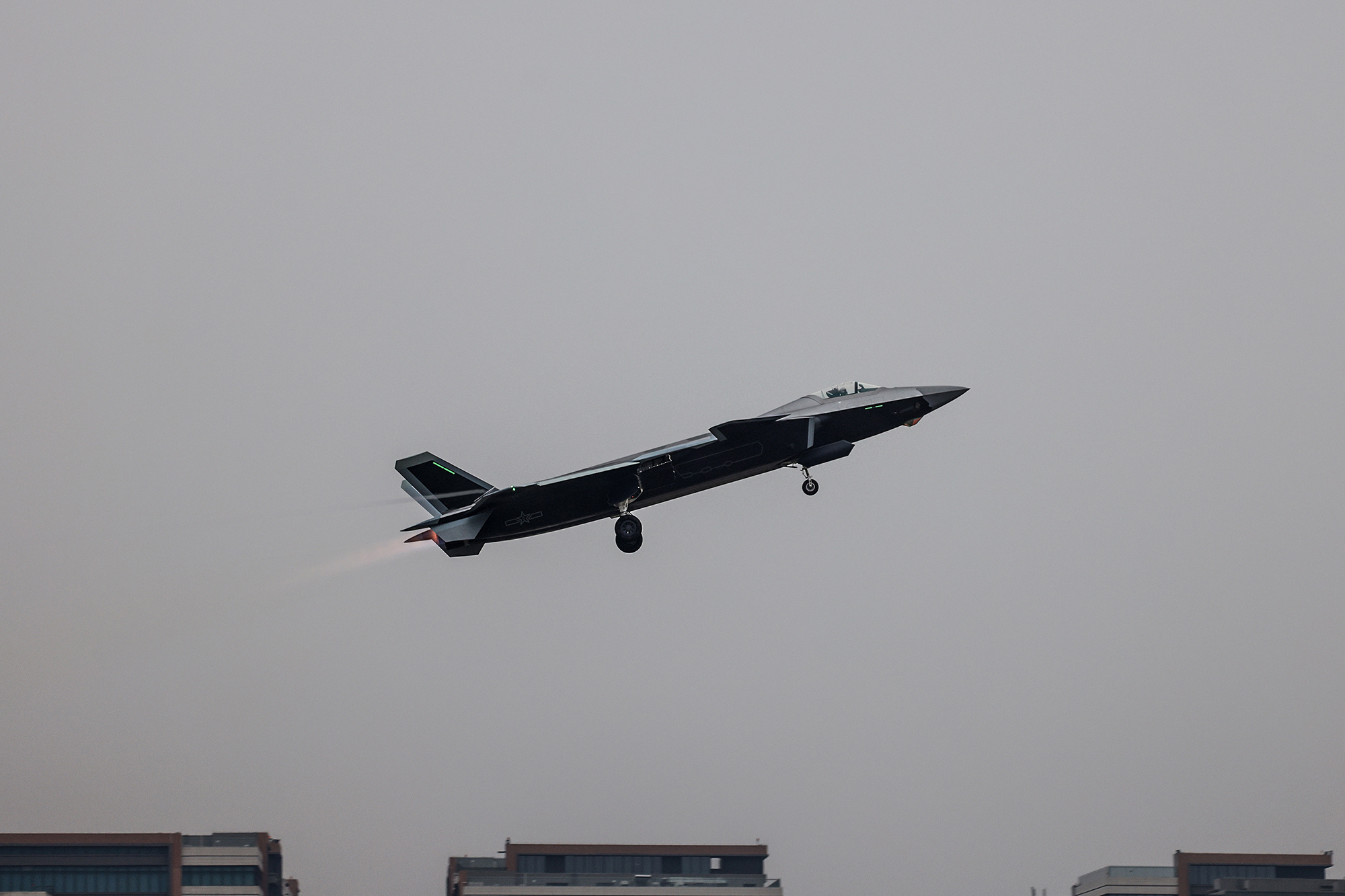一周军评：歼-20A的“两新融合”F-35肯定觉得眼熟-扬基(图3)