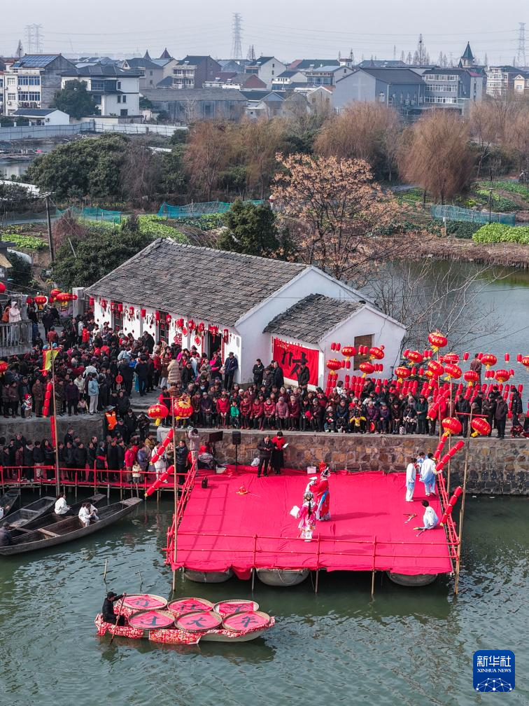 水乡传统社戏迎新春(图2)